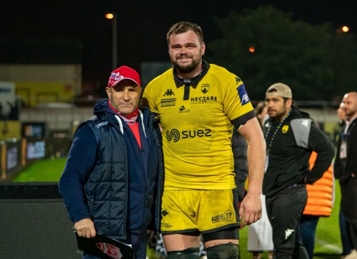 Românii Romeo Gontineac și Marius Iftimiciuc, după meci.